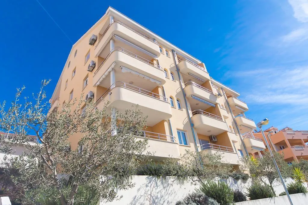 Apartment Labadusa Trogir 0*,  Croatia