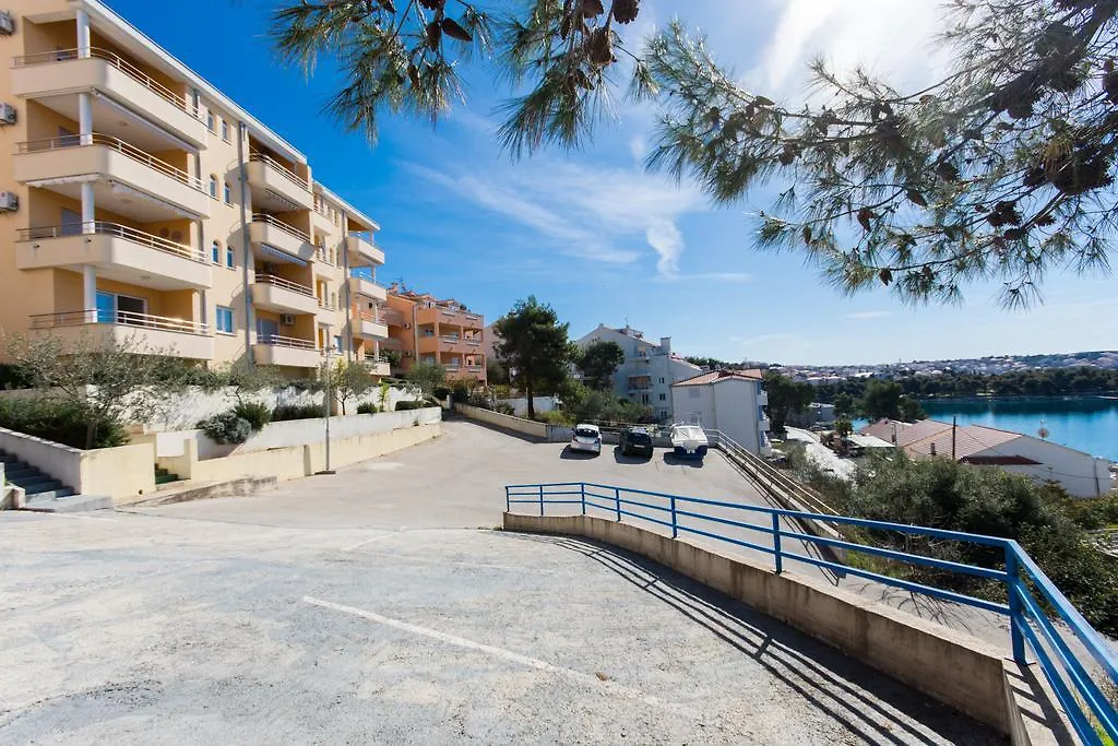 Apartment Labadusa Trogir